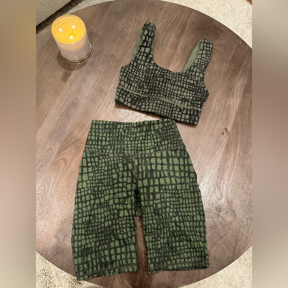Fabletics PowerHold Crocodile Matching Set - Sports Bra & Biker Shorts